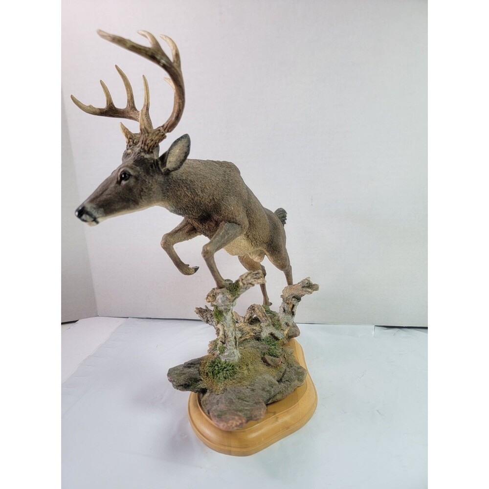 Simpkins Whitetail Buck Deer Figurine Leaping Wildlife Sculpture 13" Repaire - Picture 2 of 16